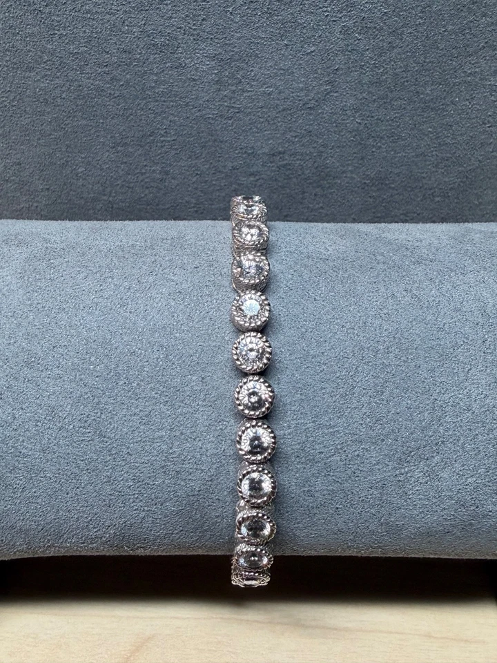 Теннисный браслет Judith Ripka Diamonique с фианитами серебро 925 пробы 7,25 дюйма - Изображение 4 из 4