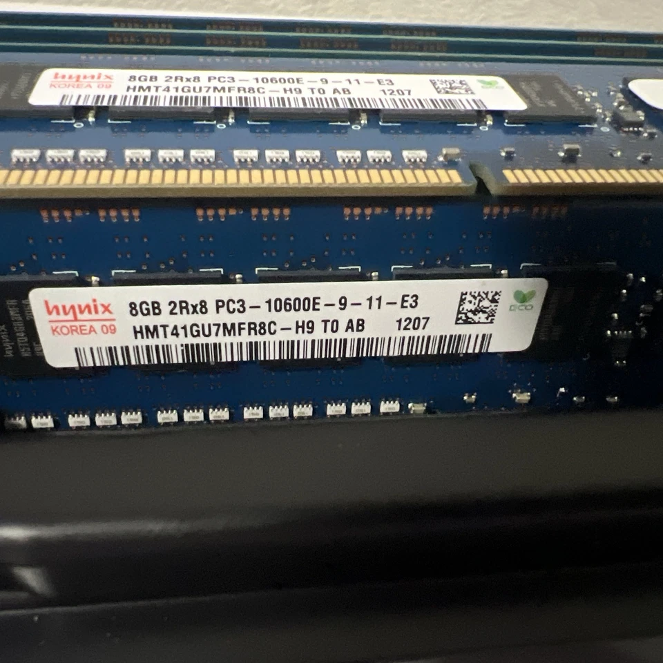 (Lote de 10) Sk Hynix HMT41GU7MFR8C-H9 8GB DDR3-1333Mhz PC3-10600 Servidor RAM Foto 2 de 3