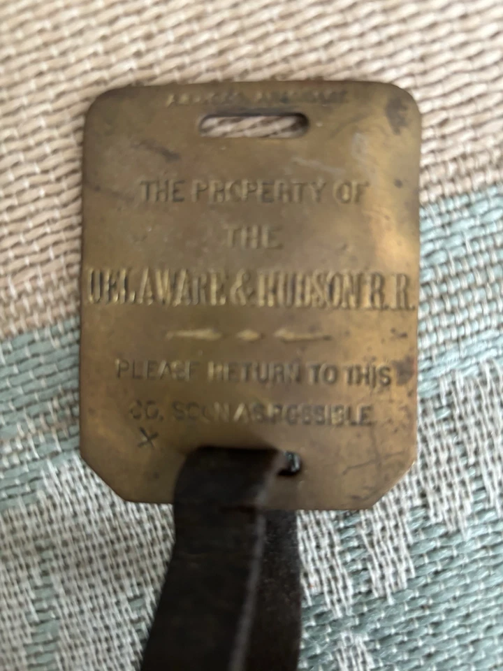 Etiqueta de bolso de tren D&H original con correa de cuero original hecha en EE. UU. rara Foto 4 de 4