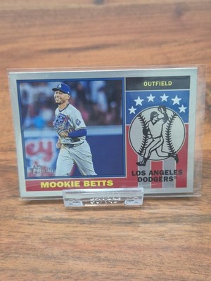 2025 Topps Heritage Mookie Betts Dodgers #76PI-13 1976 Player Icon Holographic
