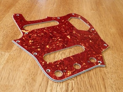 Pickguard In Celluloide Tartaruga Marrone Per Fender Jaguar - 4 Strati