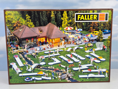 (7213) Faller H0 384 Minigolfplatz mit Kiosk Bausatz in OVP