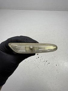 BMW 1 E81 Kotflügelblinker vorne rechts 6932998 2.00 Diesel 2007 33818324