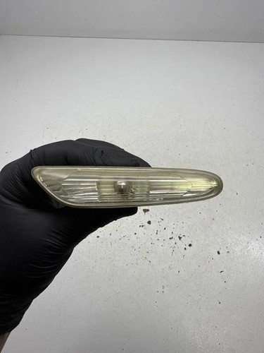 BMW 1 E81 Kotflügelblinker vorne rechts 6932998 2.00 Diesel 2007 33818324