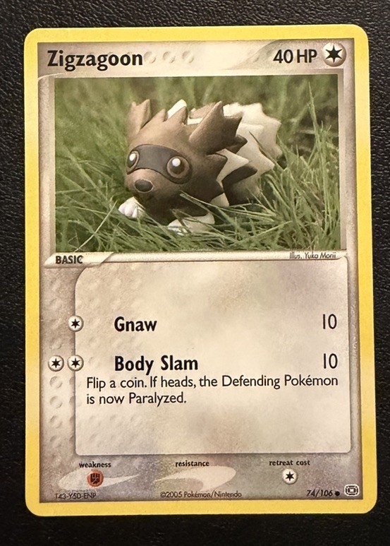 Zigzagoon Pokemon Card Emerald 74/106 NM-