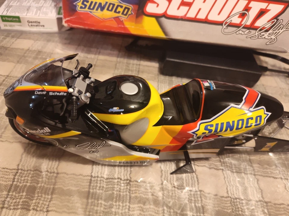 Dave Schultz 2001 Action Sunoco Tribute Pro Stock Bike 1:9 Scale Limited Edi. - Image 4 of 4