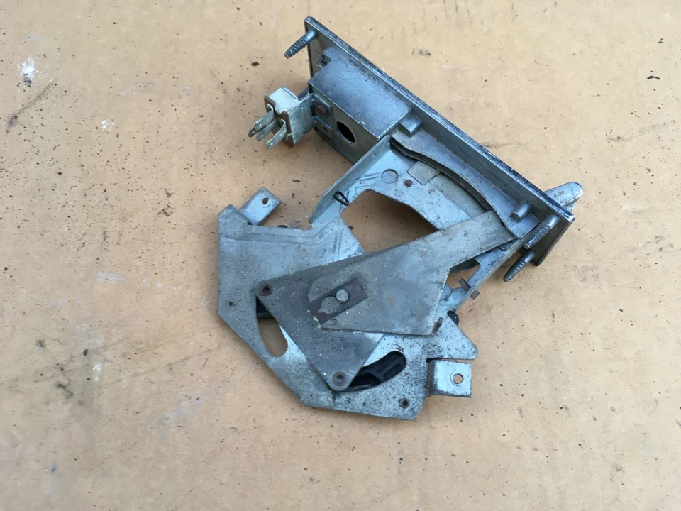 Pontiac GTO 1966-67, Lemans, Tempest, controles de calefacción Foto 4 de 4