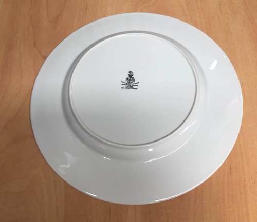 ROYAL DOULTON HAMPTON COURT ESSTELLER 27 CM/10 5/8", TC1020 - Bild 2 von 3