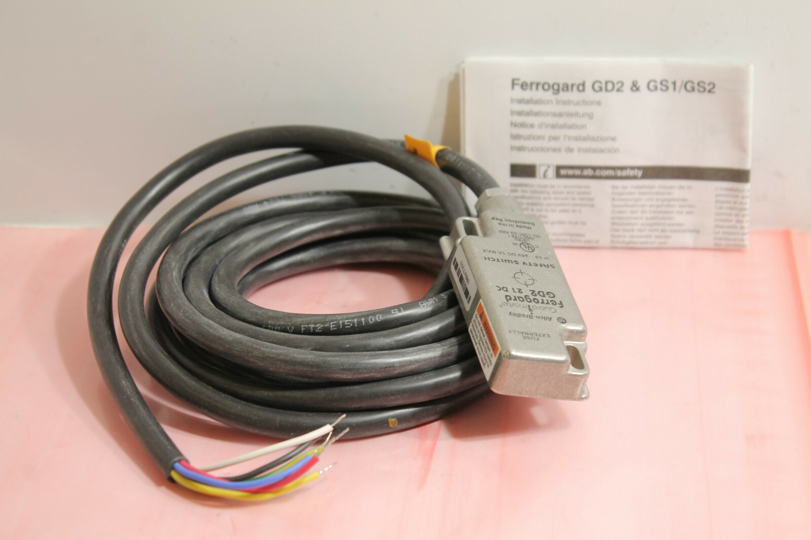 AllenBradley GD2 21DC Guardmaster Ferrogard Safety Switch eBay