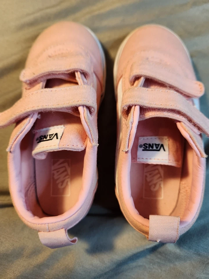 Lot of 7 Pairs of Toddler Boys/Girl Shoes   - Image 4 of 4