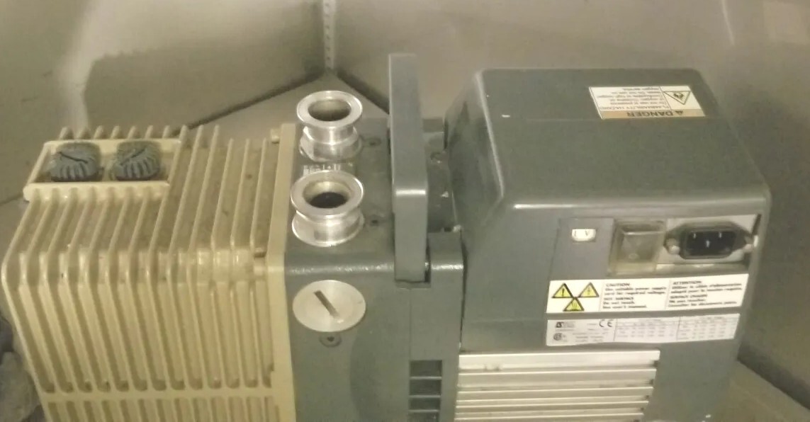 Tested Alcatel Pascal 2005 SD Dual Stage Rotary Vane Vacuum Tested Alcatel Pascal 2005 SD Dual Stage Rotary Vane Vacuum