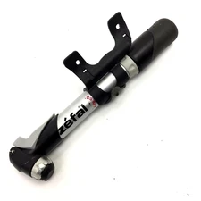 ZEFAL DS 821 MOUNTAIN BIKE BICYCLE MINI FRAME PUMP SILVER NEW