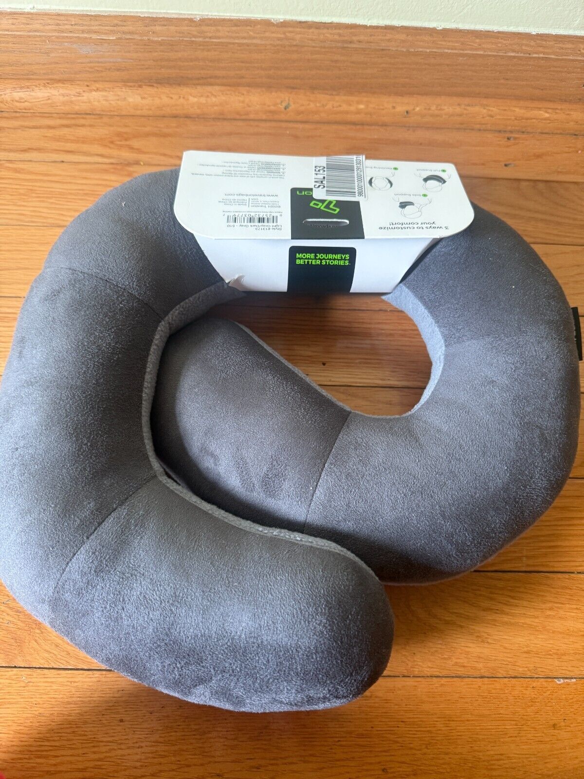 $40 New Travelon Deluxe Wrap N Rest Pillow Medium Blue Gray