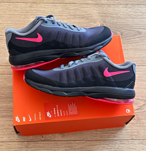 Nike Air Max Invigor (PS) Kids Trainers UK 1 EU 33 Black Pink Grey 749576-006