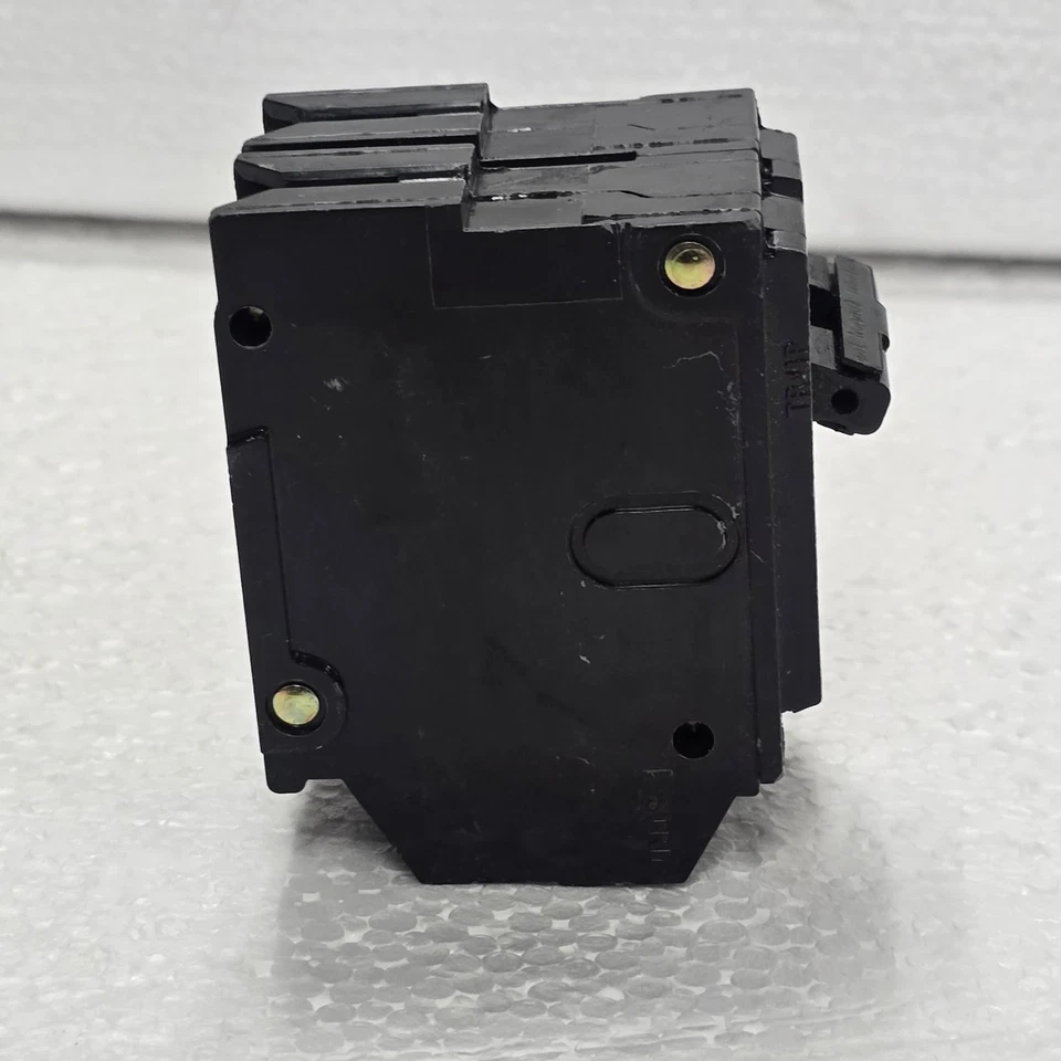 Interruptor General Electric THQL21125 125A 120V 240V 2P 1PH 10KA Foto 2 de 4