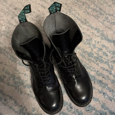 nps solovair boots, Classic Collection. 11 Eye Steel Toe, Yellow Welt Stitching 