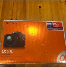 Sony Alpha 100 Digital SLR Camera with High Zoom Lens Kit 10.2MP