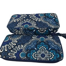 Vera Bradley Zip Around pencil case makeup brush holder Blue Floral Pattern