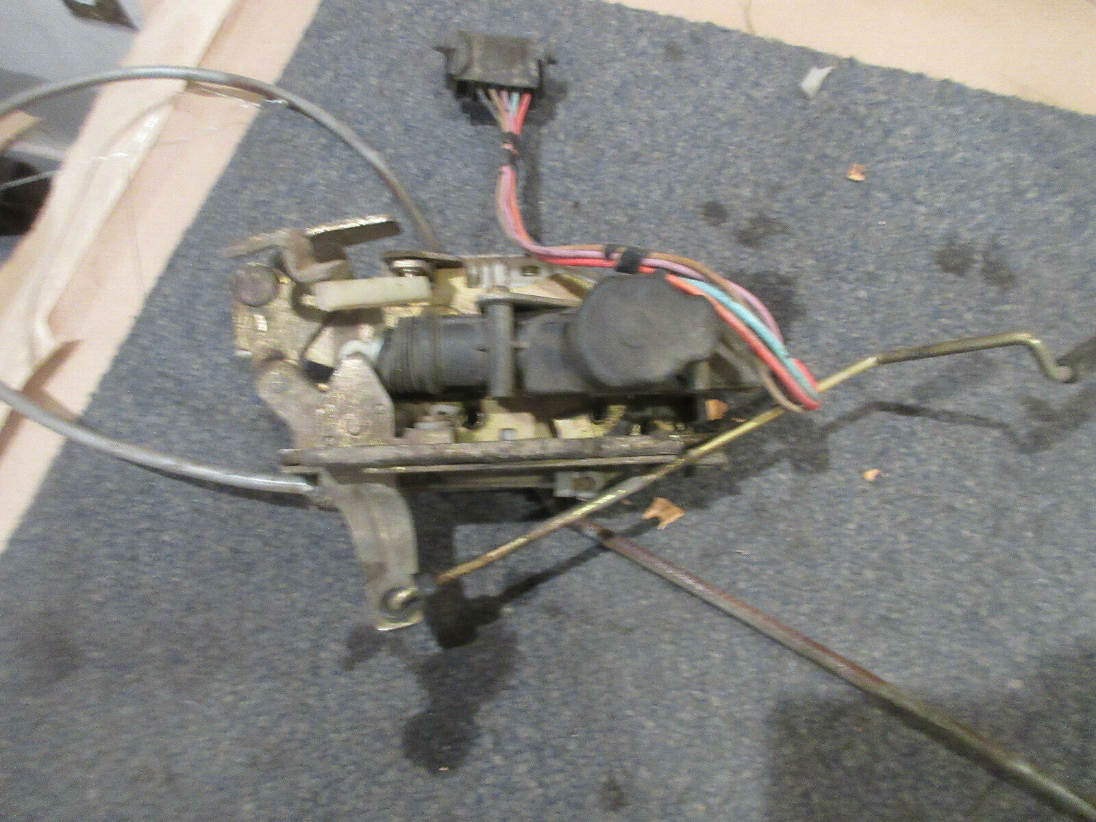 Ferrari, 355-348  RH Door Lock With Cable / Actuator  - P/N 64685200