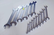 LOT DE 15 CLES PLATES EN ACIER TRAITE AU CHROME VANADIUM