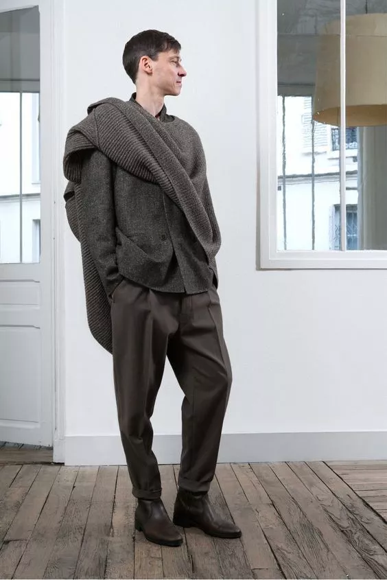 CHRISTOPHE LEMAIRE One-pleated Pants Black Washed Cotton Virgin