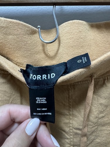 Torrid Skinny Stretch Linen Mid Rise Side Cinch Crop Pants Size 0 Biscuit Color - Picture 6 of 9
