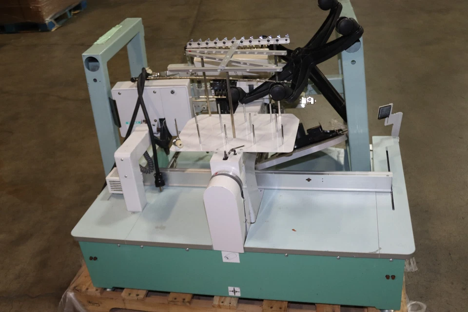 MÁQUINA DE BORDAR TAJIMA TMEX-C1201 Foto 4 de 4