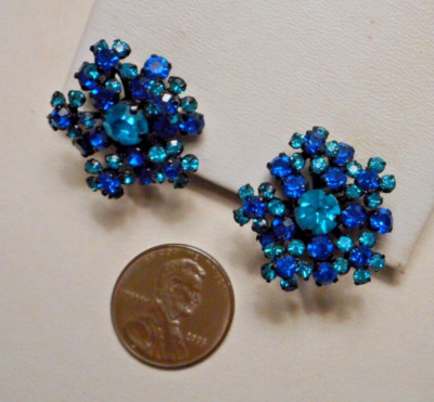 1950s Blue Rhinestone & Black Lacquered Flower Clip Earrings marked AUSTRIA