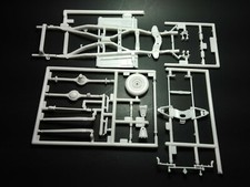 Amt 60 1960 Chevy Fleetside Pickup Truck 125 Frame Chassis Axle Rear End Amt 60 1960 Chevy Fleetside Pickup Truck 125 Frame Chassis Axle Rear End