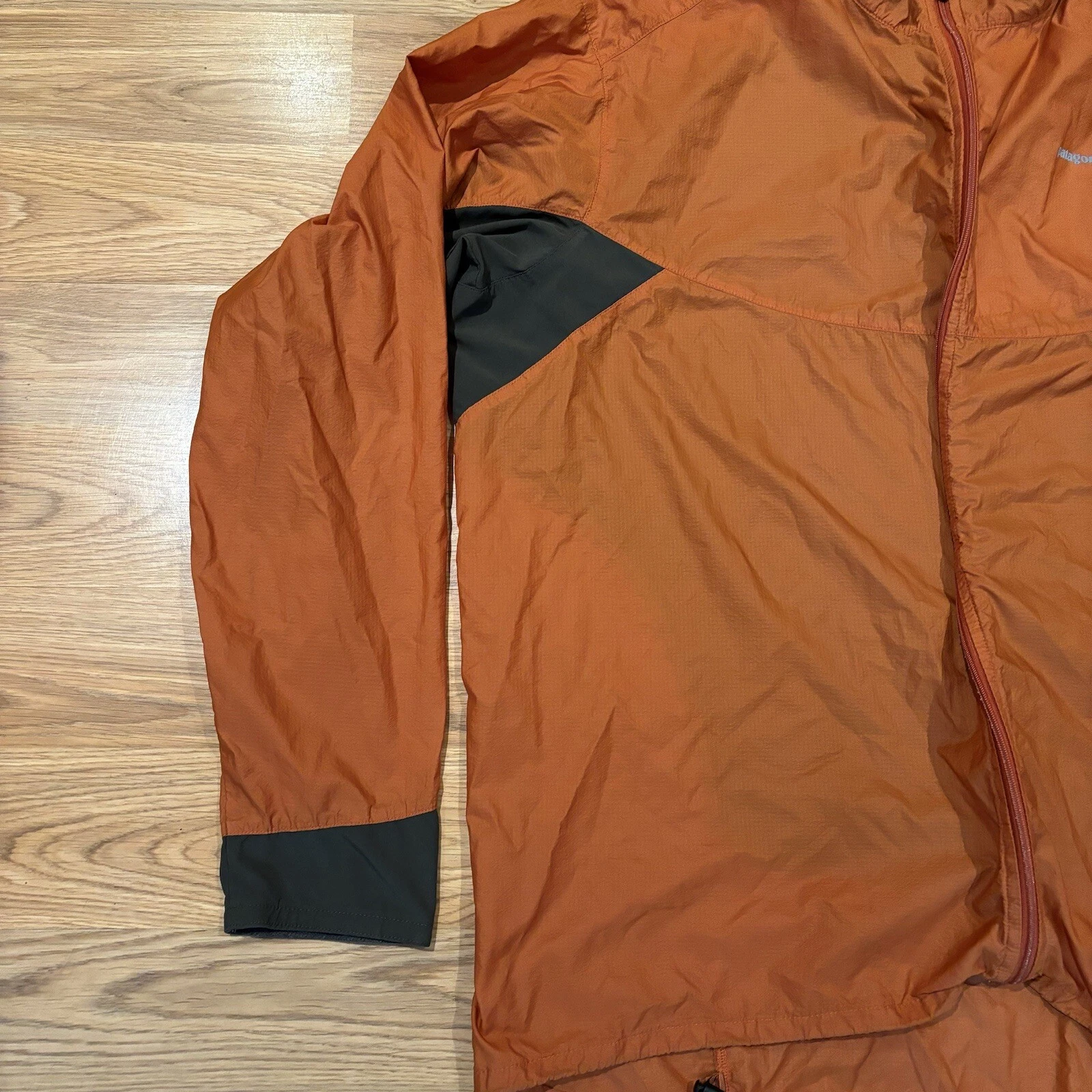 patagonia nine trails featherweight zip up running jacket