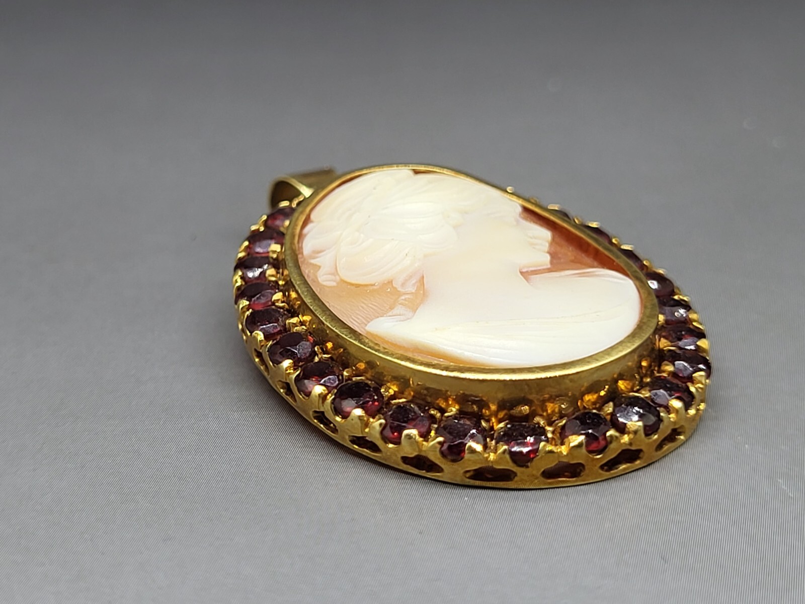 Victorian Ruby Garnet Surrounded Carved Shell Cam… - image 10