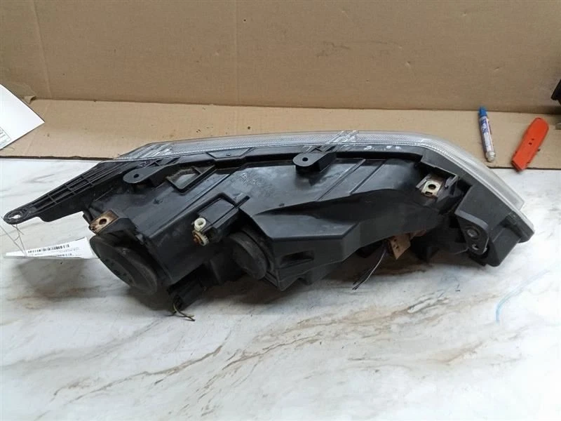 2010 - 2012 FORD FUSION LEFT DRIVER SIDE HALOGEN HEAD LIGHT  Foto 4 de 4