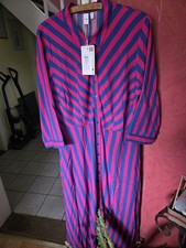 Neues Blau /Rosa gestreiftes Kleid von YAS Gr 44