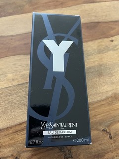 Yves saint laurent Eau De Parfurme Vaporisateur Spray / 200ml For Men