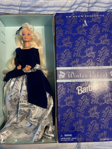 Barbie - Barbie Winter Velvet Caucassian Blonde Exclusivité Avon - Mattel 1995 (ref. 15571