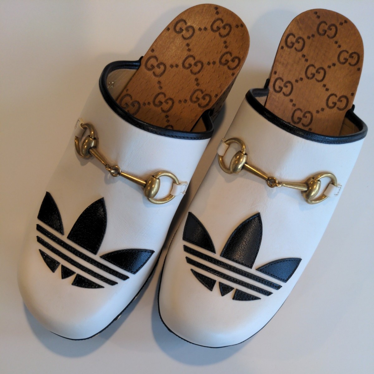 GUCCI SHOES ADIDAS X TREFOIL LEATHER HORSEBIT CLOG MULES sz 39 / 9 GUCCI SHOES ADIDAS X TREFOIL LEATHER HORSEBIT CLOG MULES sz 39 / 9