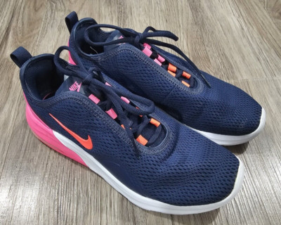 nike air max motion 2 blue and pink