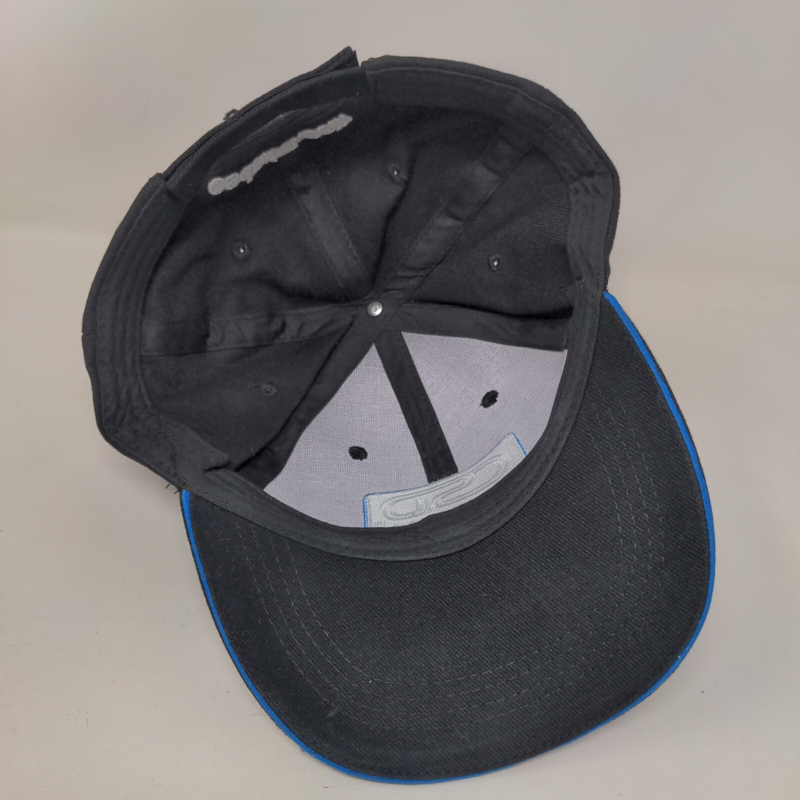 Comm Source Data Strapback Hat Black One Size Adj… - image 6