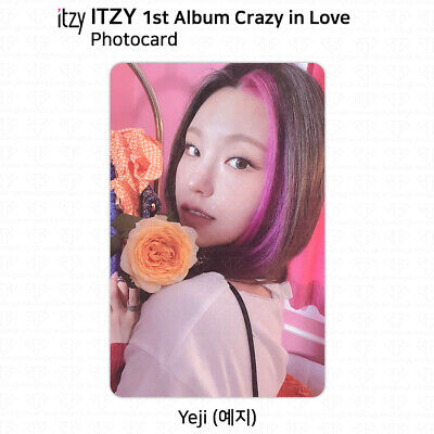 ITZY 1st Album Crazy In Love Official Photocard Yeji Lia ITZY 1st Album Crazy In Love Official Photocard Yeji Lia