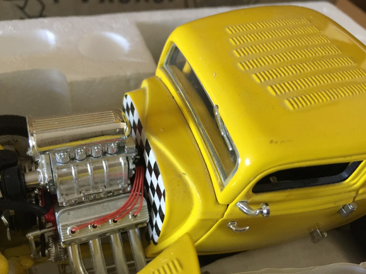 Hot Wheels Legends 1934 Ford Hot Rod Magazine 1:24 Scale