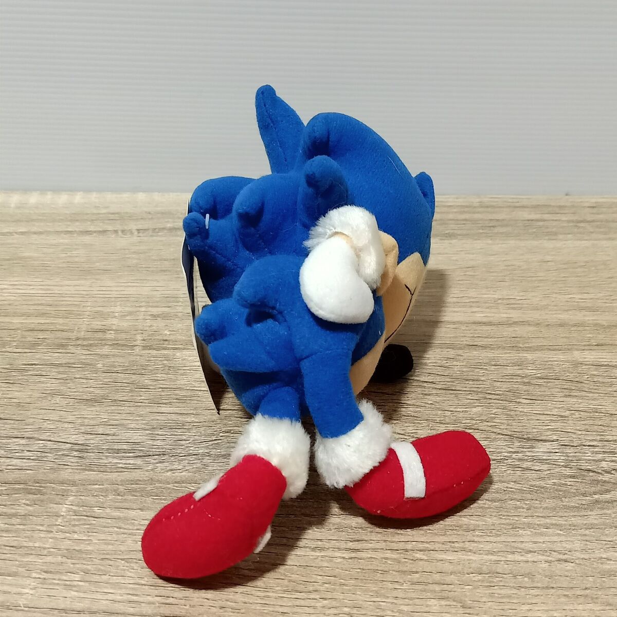 1992 Sega Sonic the Hedgehog Vintage Retro Standing Plush 1992 Sega Sonic the Hedgehog Vintage Retro Standing Plush