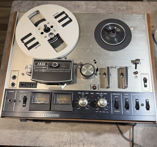 Akai 4000DS Reel to Reel Tape Deck Recorder - Multi Voltage - With Manuel