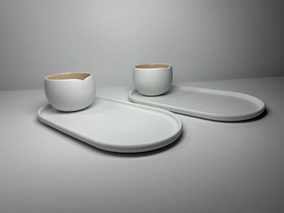 Conjunto de xícaras e bandejas Nespresso × Índia Mahdavi Nomad – porcelana branca fosca MCM - Imagem 3 de 4