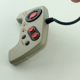 Nintendo NES-027 Max Wired Gaming Controller For Nintendo NES