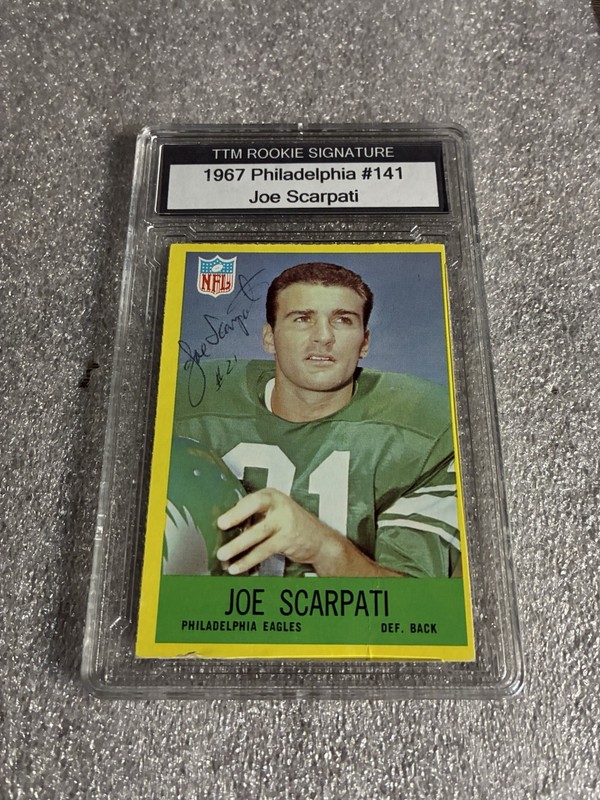1967 Philadelphia Joe Scarpati #141 Autographed Rookie Card - Encapsulated