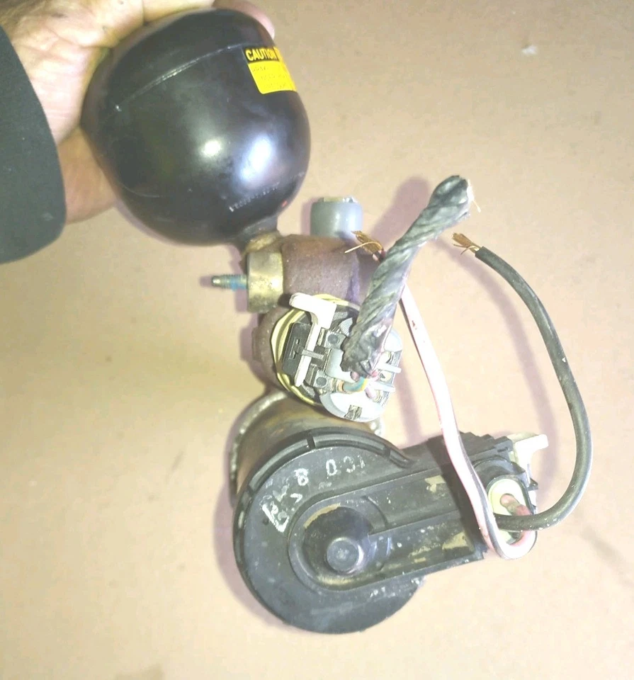 1988-1990 BUICK REATTA RIVIERA CADILLAC ELDORADO ABS PUMP BOOSTER MOTOR (TESTED) - Image 3 of 4