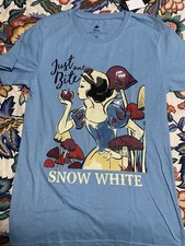 Disney Princess Snow White Women  s Medium Baby Blue Graphic T Shirt