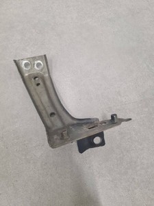 Volkswagen PASSAT B8 2015 Vorne rechts Halterung Kotflügel 3G0821142 EEO10954