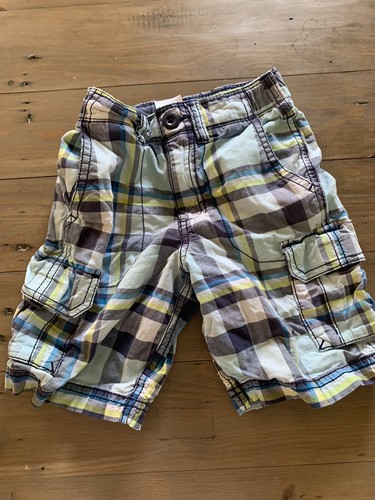 2 Boys Shorts. Both Have Elastic Size Inside. Size 4 EUC Carters - Picture 6 of 10