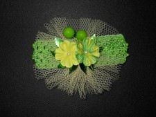  NEW  Adorable Headband   Baby / Girls Soft Stretch  Green Floral.
